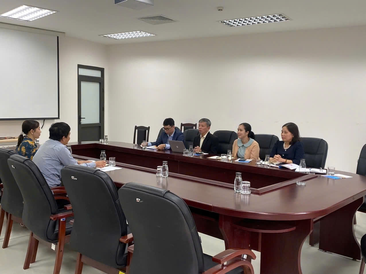 Tin nổi bật